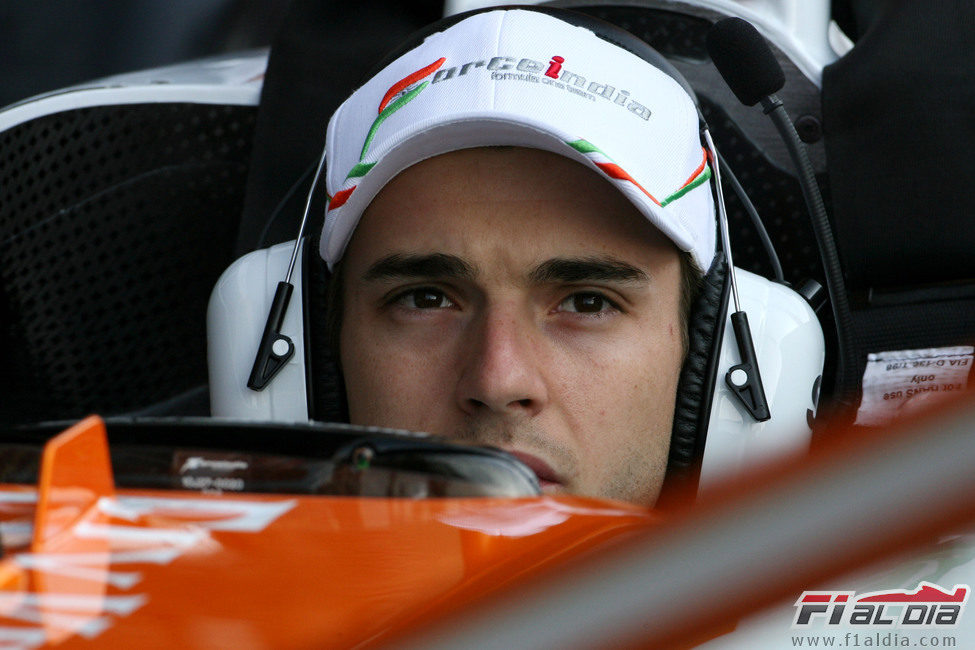 Jules Bianchi con el VJM05