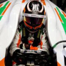 Nico Hülkenberg agarra el volante del VJM05