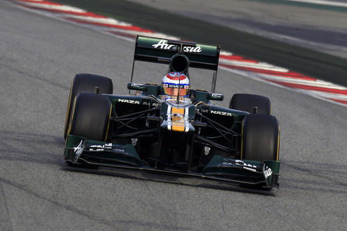 Vista frontal del Caterham CT01