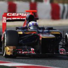 Daniel Ricciardo en los segundo test de Barcelona