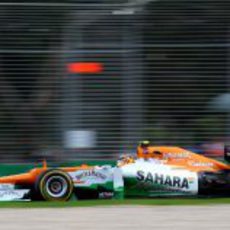 Nico Hülkenberg en su VJM05 en los libres del GP de Australia 2012