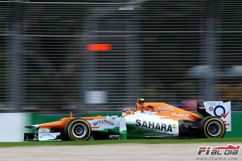 Nico Hülkenberg en su VJM05 en los libres del GP de Australia 2012