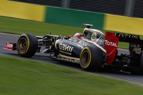 Kimi Räikkönen rueda sobre el trazado semiurbano de Albert Park