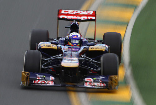 Daniel Ricciardo en su STR7 en Albert Park