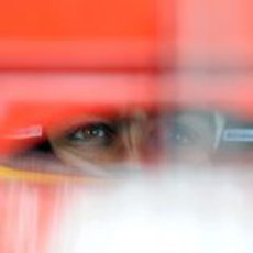 Fernando Alonso concentrado en el GP de Australia 2012