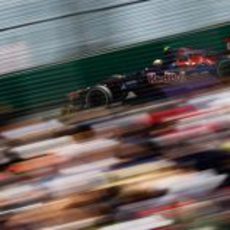 Jean-Eric Vergne rueda ante el público australiano en Albert Park