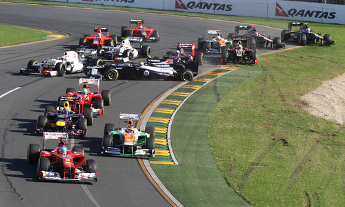 Accidente en la salida del GP de Australia 2012