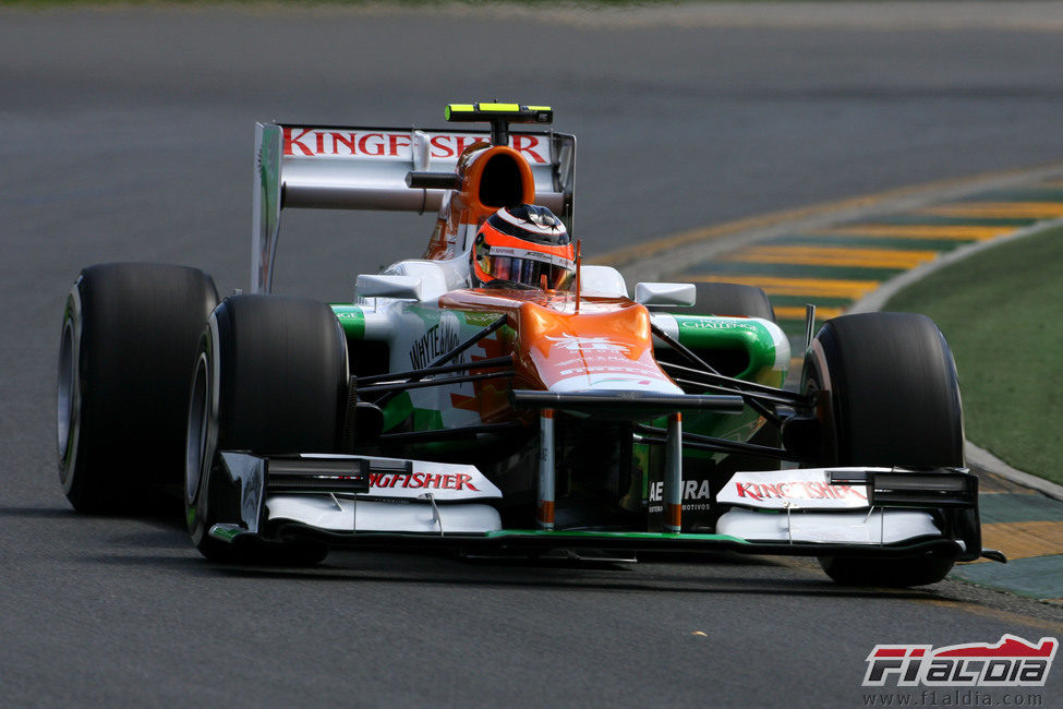 Nico Hülkenberg rueda en Melbourne con el VJM05