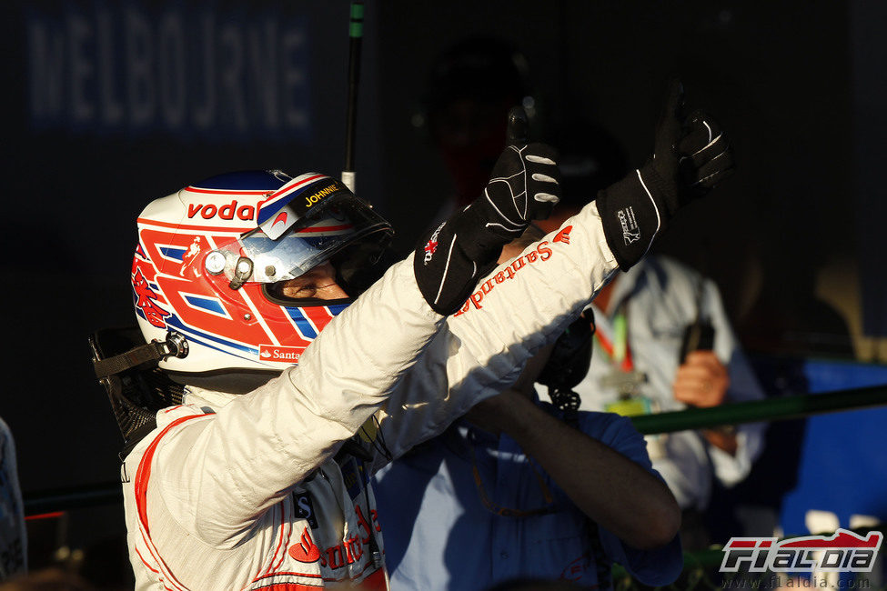 Jenson Button celebra su victoria en el GP de Australia de 2012