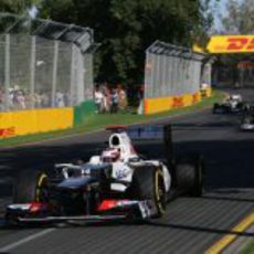 Kobayashi trata de coger velocidad en Melbourne