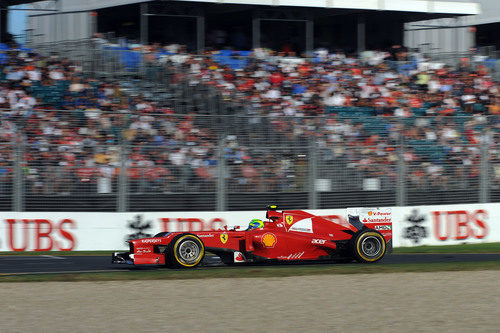 Felipe Massa rueda en Albert Park