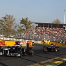 Bruno Senna sobre el asfalto de Albert Park