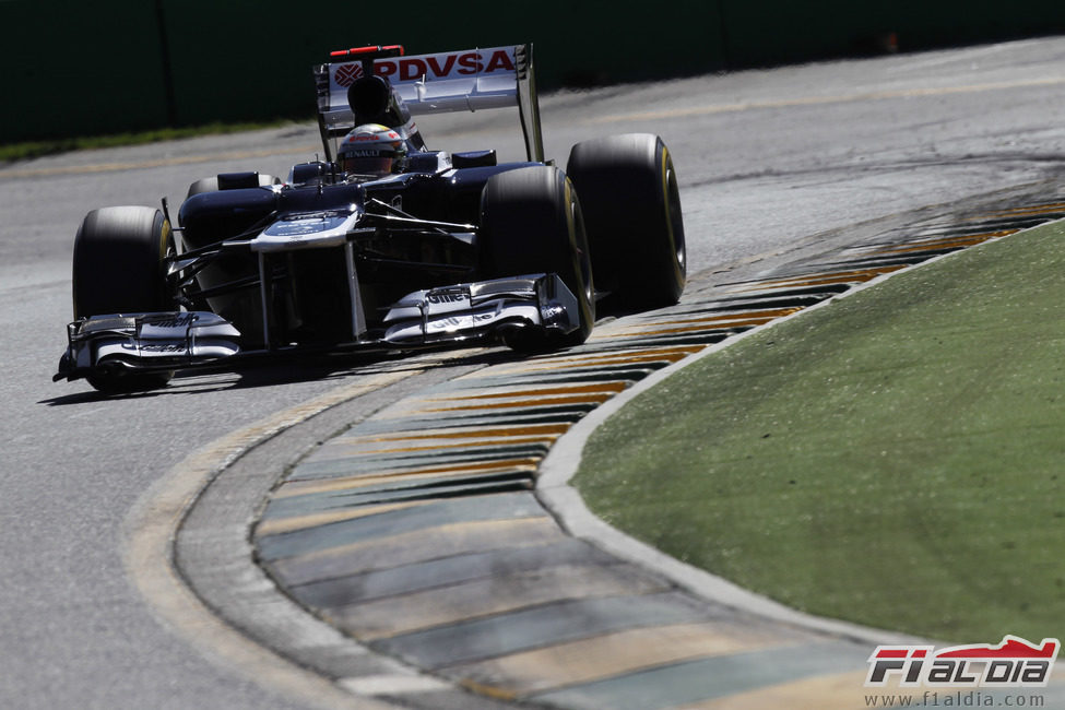 Pastor Maldonado rueda con el FW34