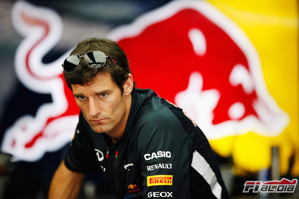 Mark Webber llega al circuito de Sepang