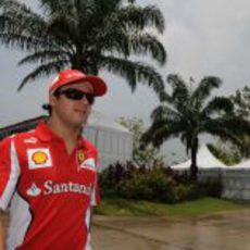 Felipe Massa llega al circuito de Sepang