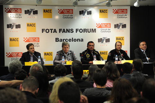 Jefes de equipo durante el Fota Fans Forum