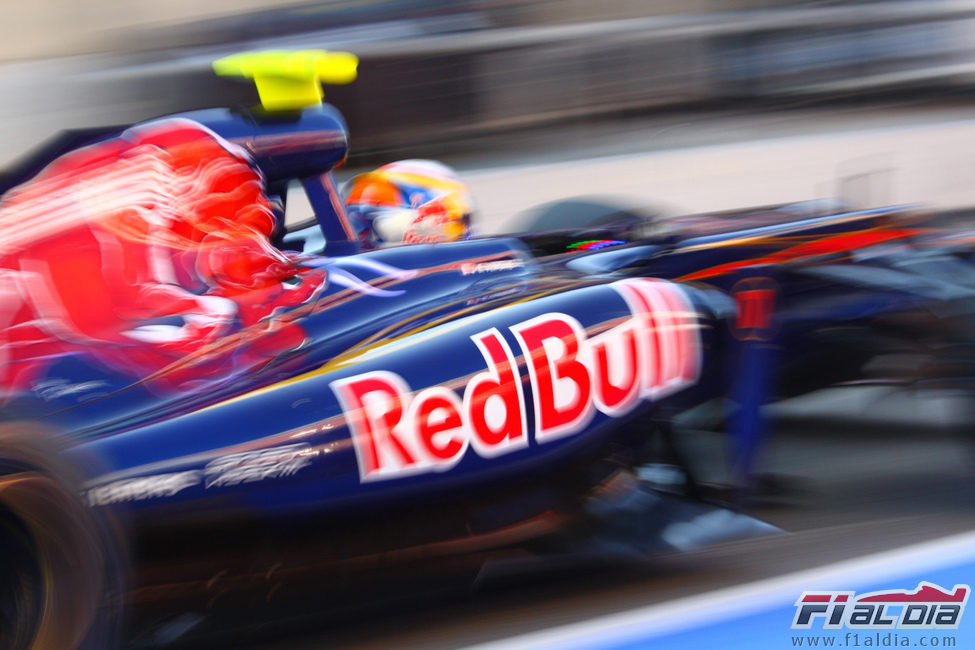 Jean-Eric Vergne en el carril de boxes