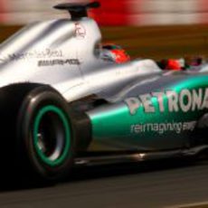 Michael Schumacher prueba su W03