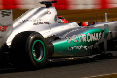 Michael Schumacher prueba su W03