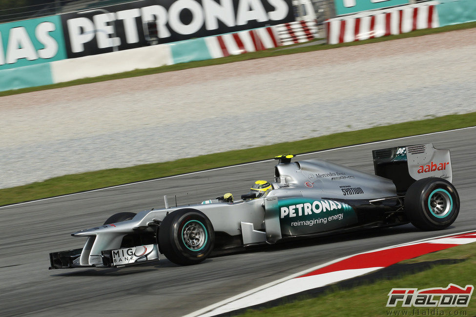 Nico Rosberg en los entrenamientos del GP de Malasia 2012