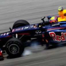 Pasada de frenada de Mark Webber en los libres de Sepang