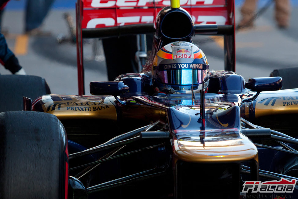 Jean-Eric Vergne subido al Toro Rosso