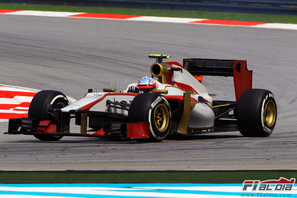 Narain Karthikeyan en la clasificación del GP de Malasia 2012