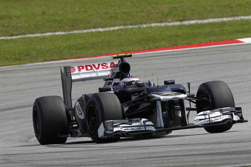 Valtteri Bottas rueda con el FW34