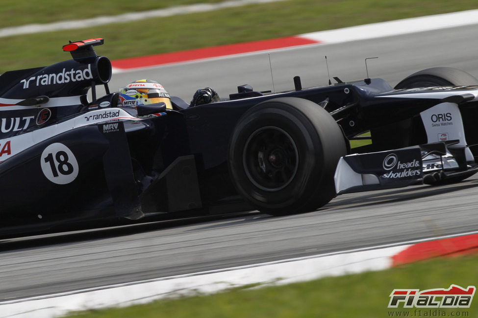 Pastor Maldonado en su FW34 durante la clasificación del GP de Malasia 2012