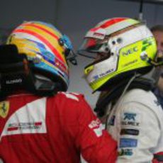 Alonso y Pérez juntos tras la carrera de Malasia 2012