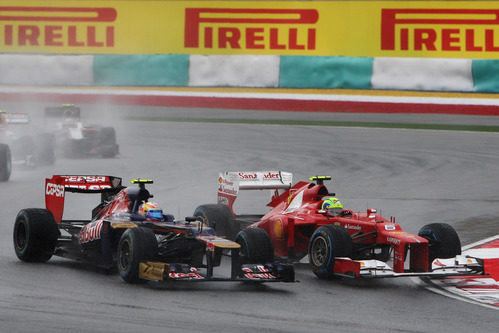 Vergne adelanta a Felipe Massa en pista