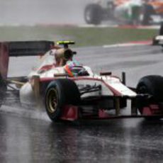 Narain Karthikeyan estuvo situado en zona de puntos durante la carrera