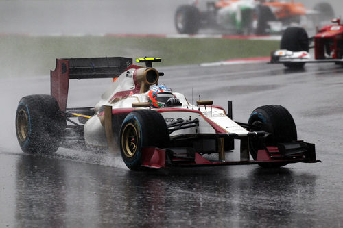 Narain Karthikeyan estuvo situado en zona de puntos durante la carrera