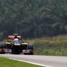 Jean-Eric Vergne rueda en los libres 3