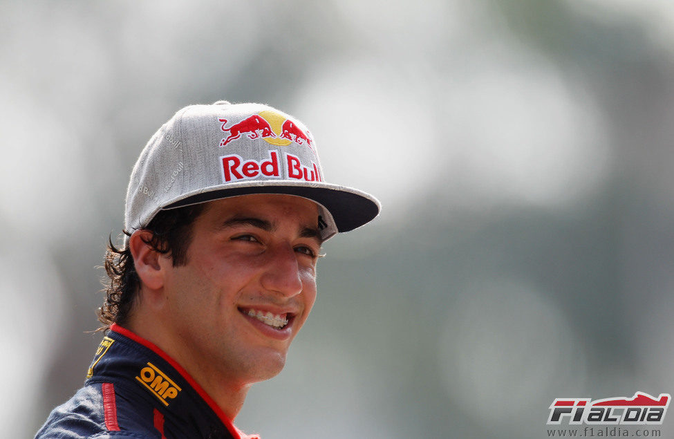 Daniel Ricciardo sonríe en Malasia