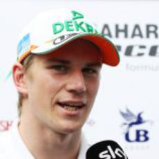 Nico Hülkenberg atiende a la prensa en Malasia