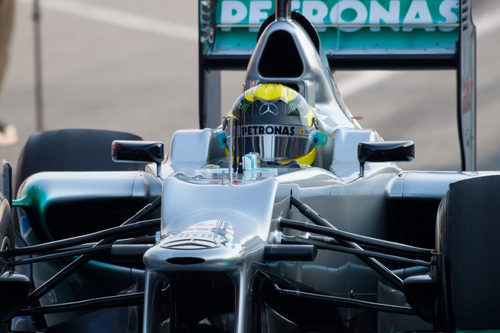 Primer plano de Nico Rosberg en el Mercedes W03