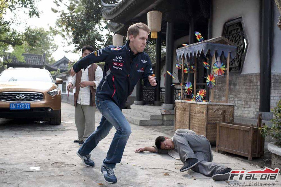 Sebastian Vettel escapa de los malvados en China