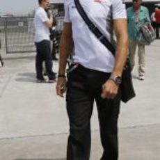 Jenson Button llega al circuito de Shanghái