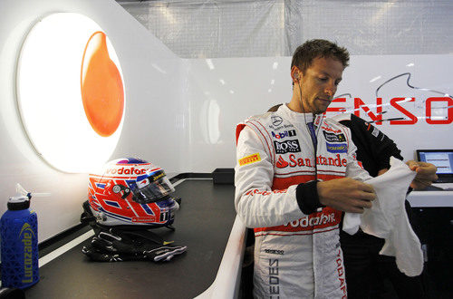 Jenson Button tras salir del MP4-27