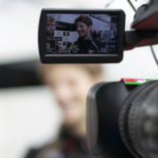 Romain Grosjean atiende a los medios en el GP de China