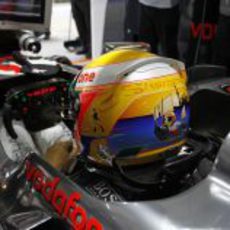 Nuevo casco de Lewis Hamilton en el GP de China 2012