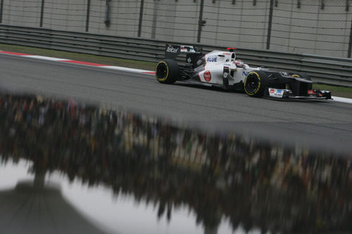 El Sauber de Kamui Kobayashi durante la sesión clasificatoria del GP de China