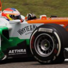 Plano cercano de Paul di Resta subido al VJM05