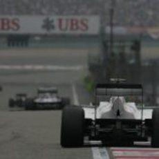 Vista trasera del Sauber de Sergio Pérez