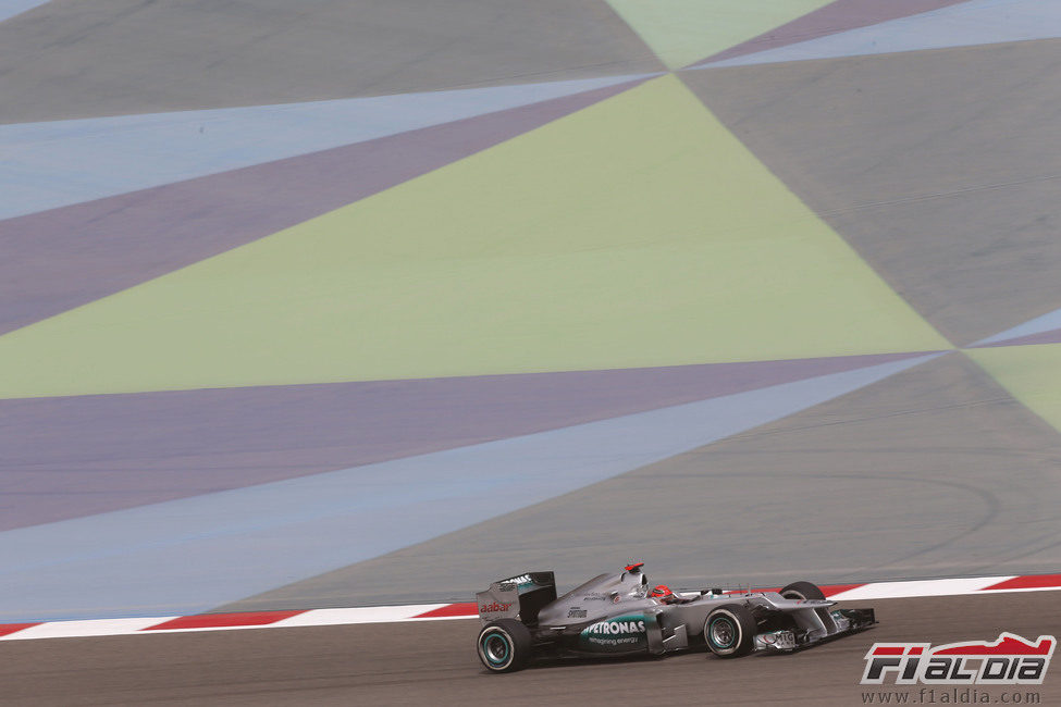 Michael Schumacher durante los libres 3 del GP de Baréin 2012