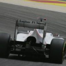 Parte trasera del Sauber de Kobayashi en Baréin