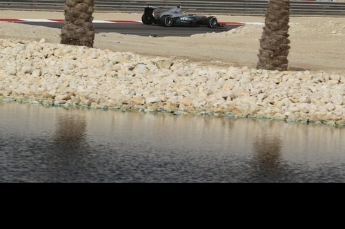 Nico Rosberg rueda en Baréin