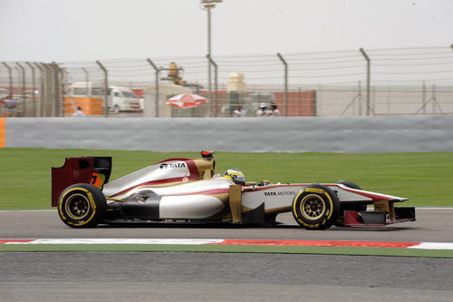 Pedro de la Rosa con su F112 durante el GP de Baréin 2012