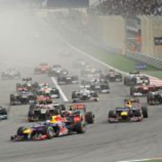 Primera curva del GP de Baréin 2012